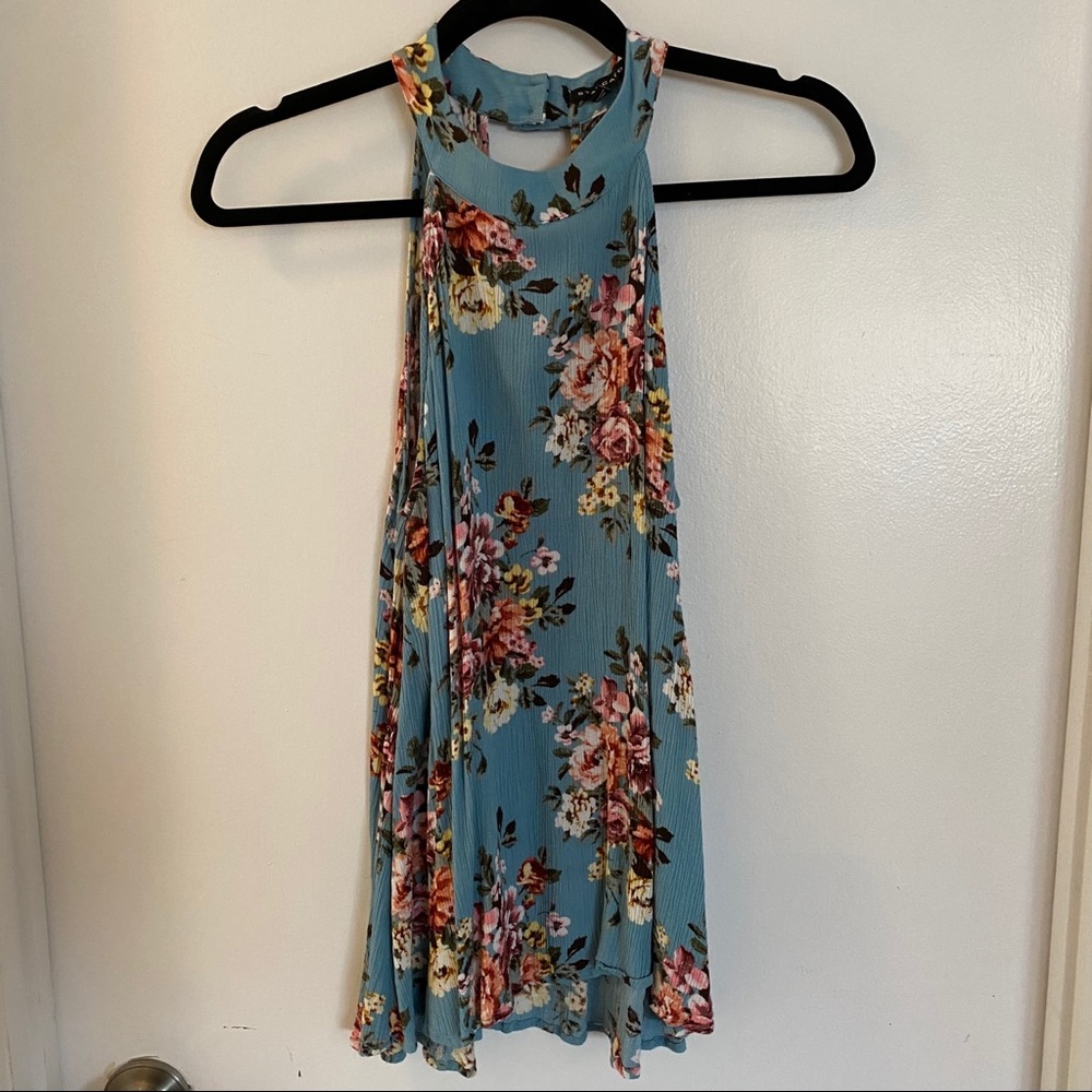 Flower Halter Tank - Picture 4 of 4